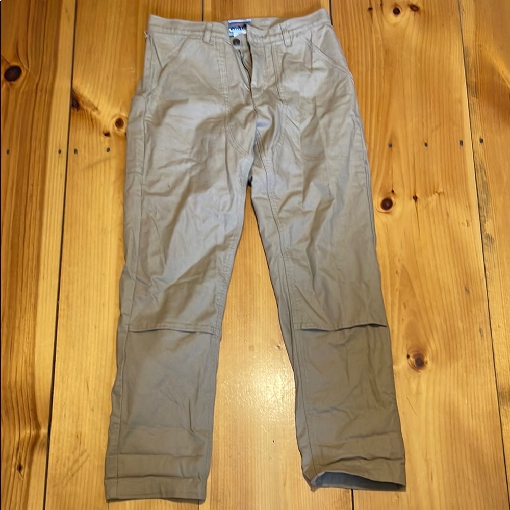 Patagonia Men’s Never Worn Stand Up Tan Pants